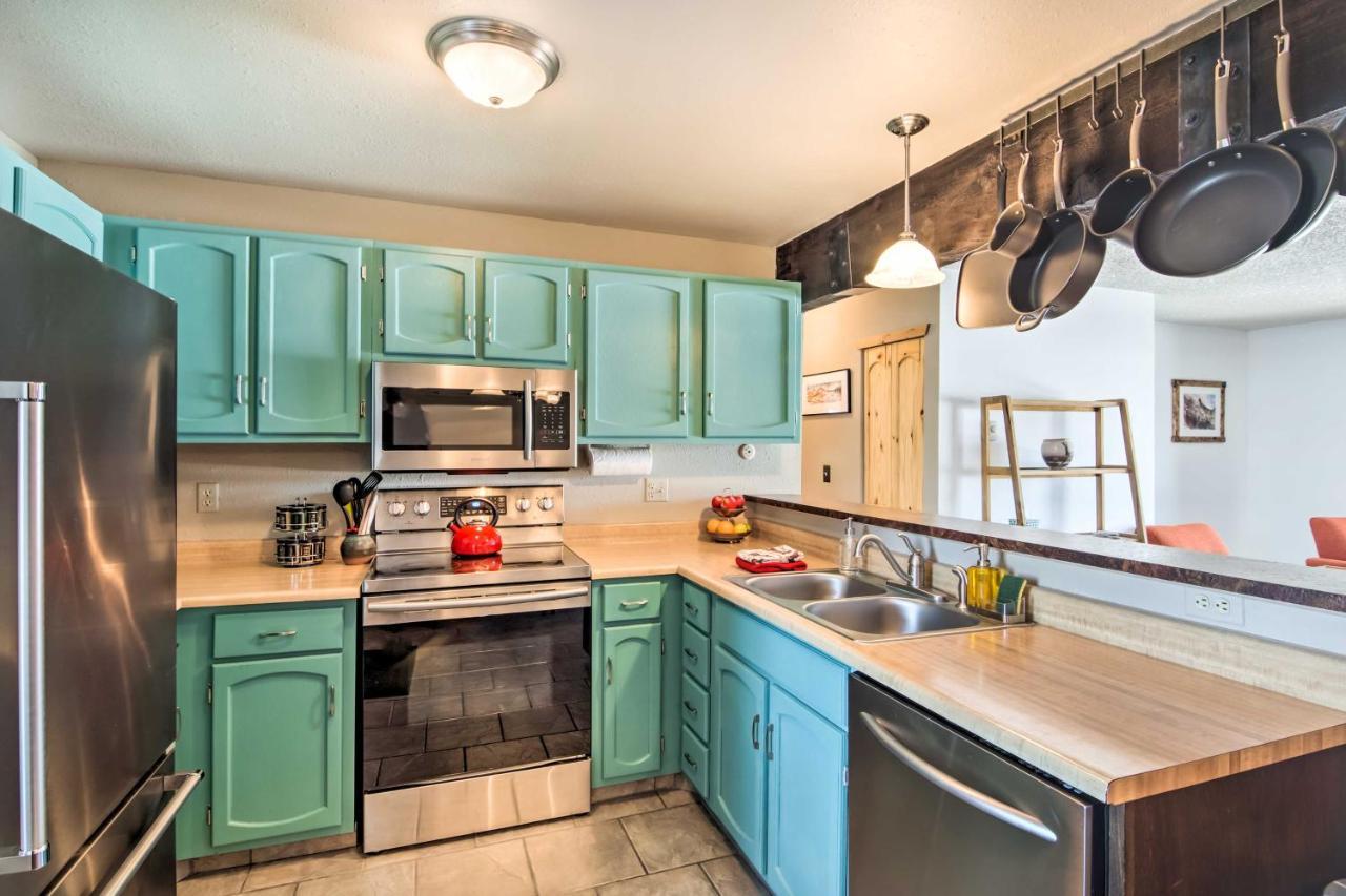 Updated Condo With Views And Deck Less Than 1 Mi To Grand Lake Exterior foto